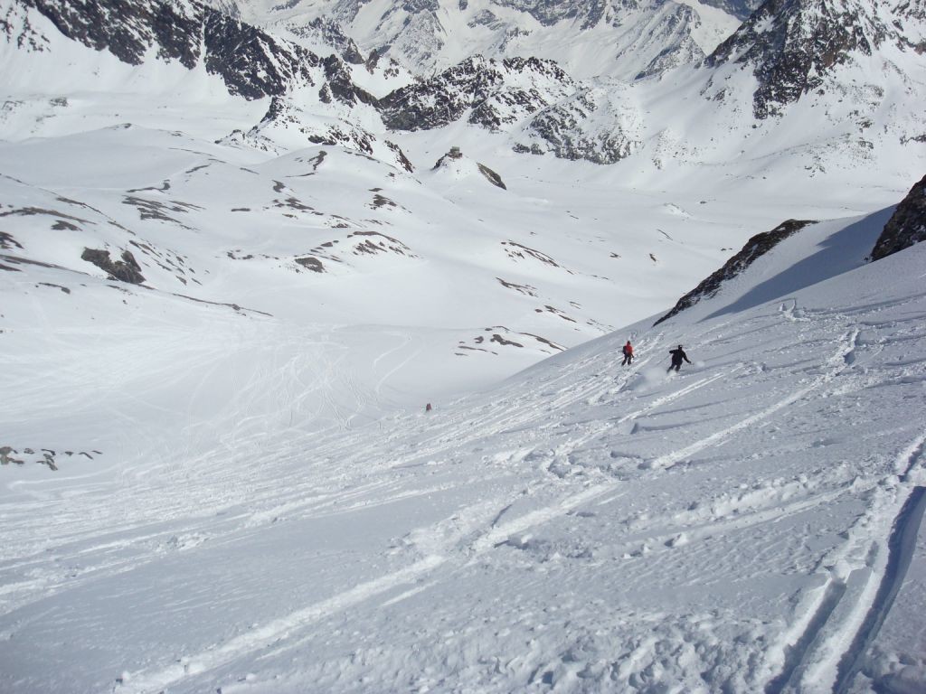 Descente sur le glacier de la Luette