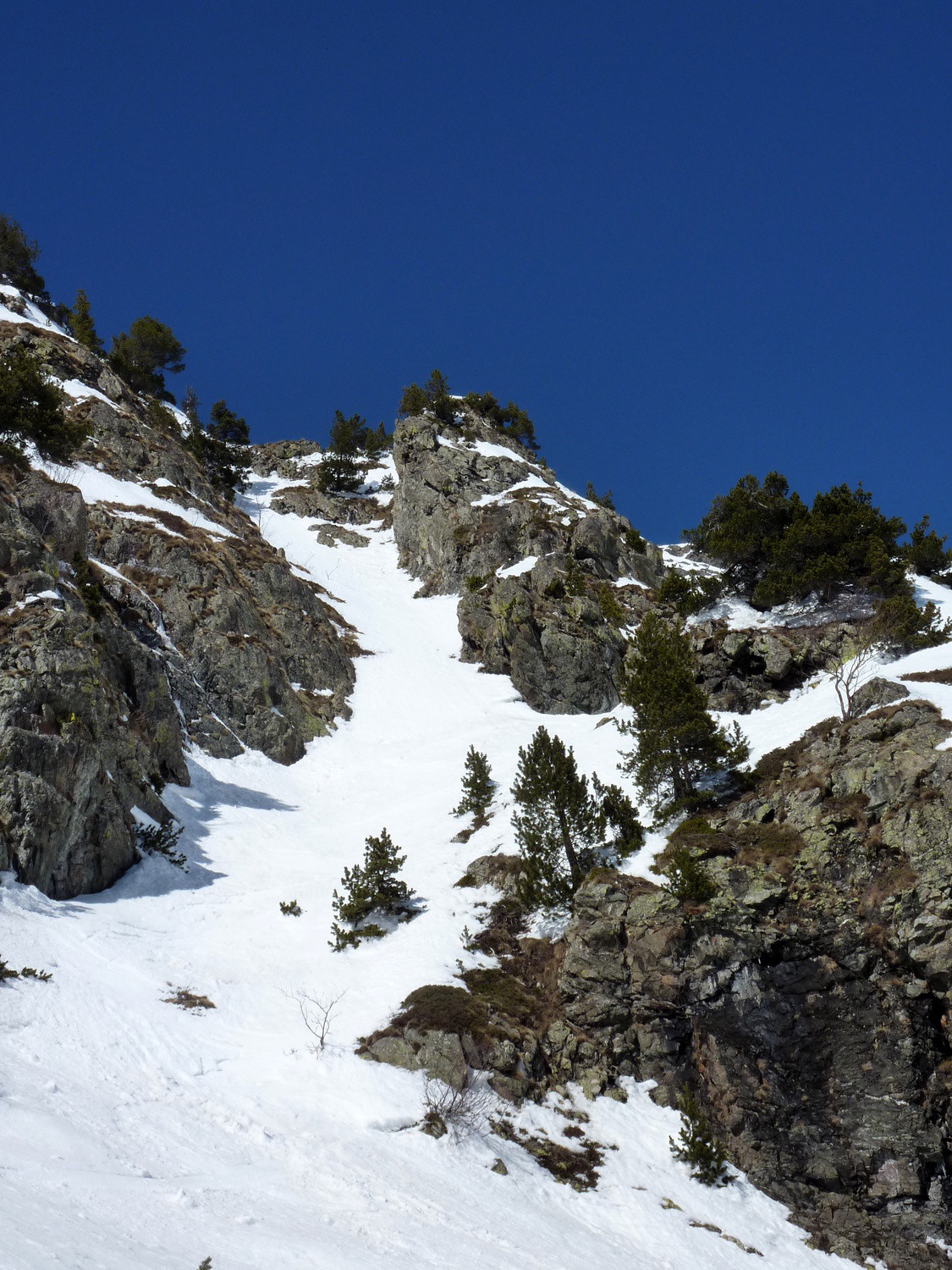 Le bas du couloir