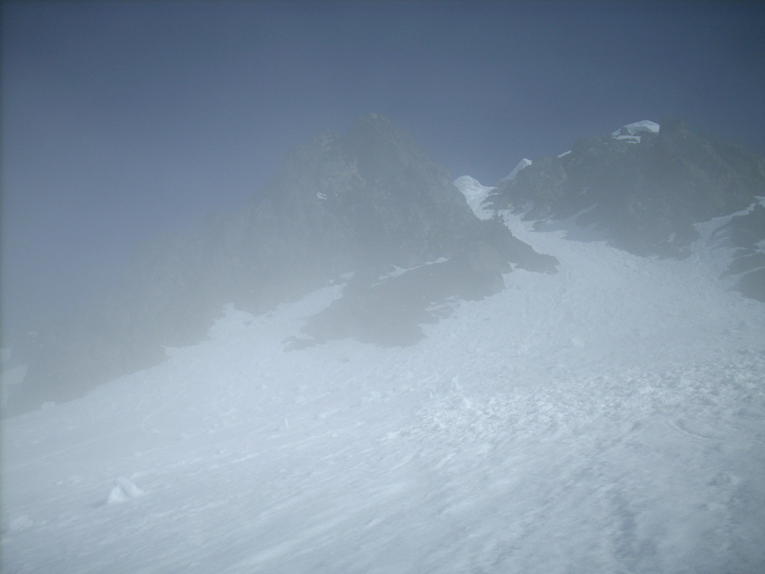 Le départ (un peu à droite de ce couloir de la photo)
