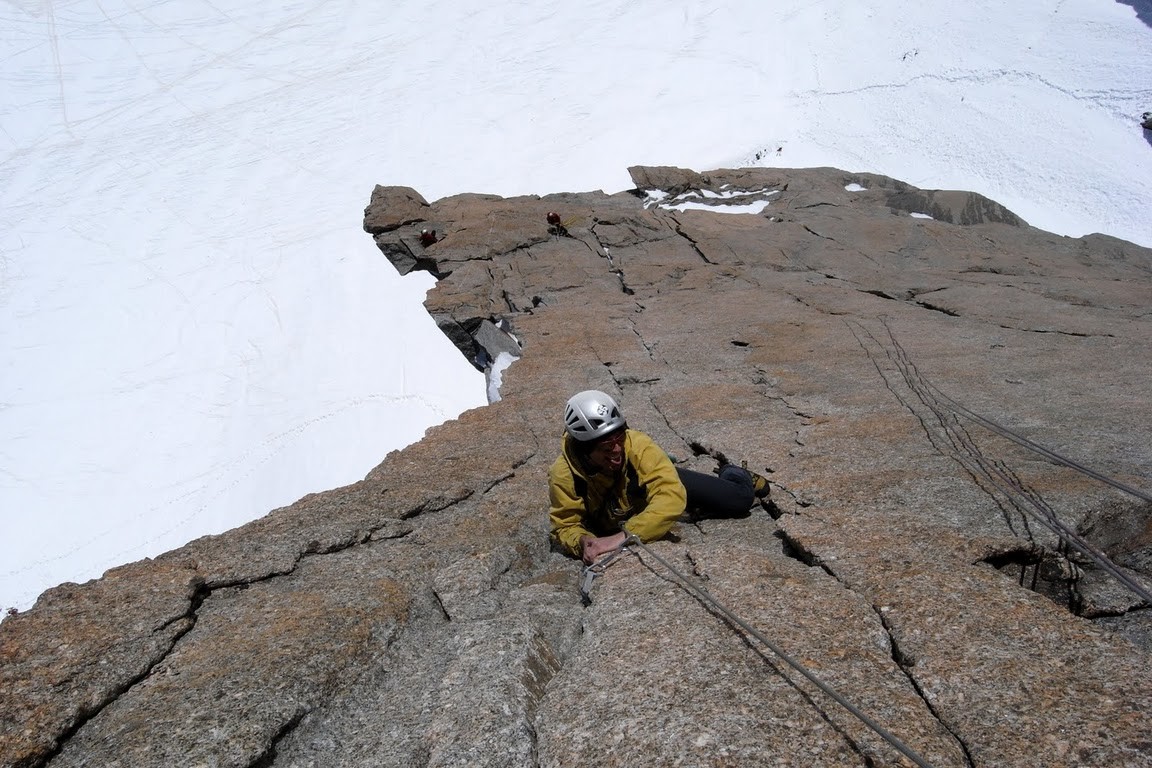 Dani à la sortie du crux (Pt. Lachenal 3613 m)