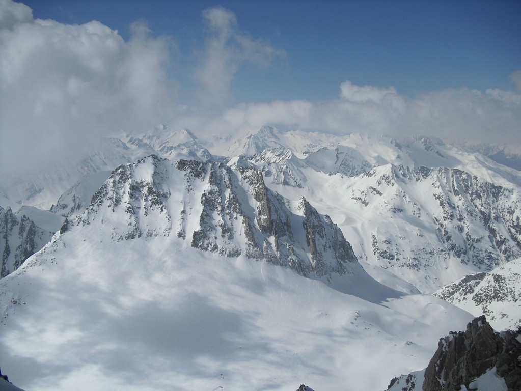 il Chuebodenhorn dal Pizzo Rotondo