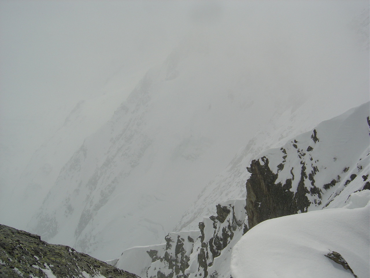 Sur l'arête S... Pas de Dent Blanche aujourd'hui...