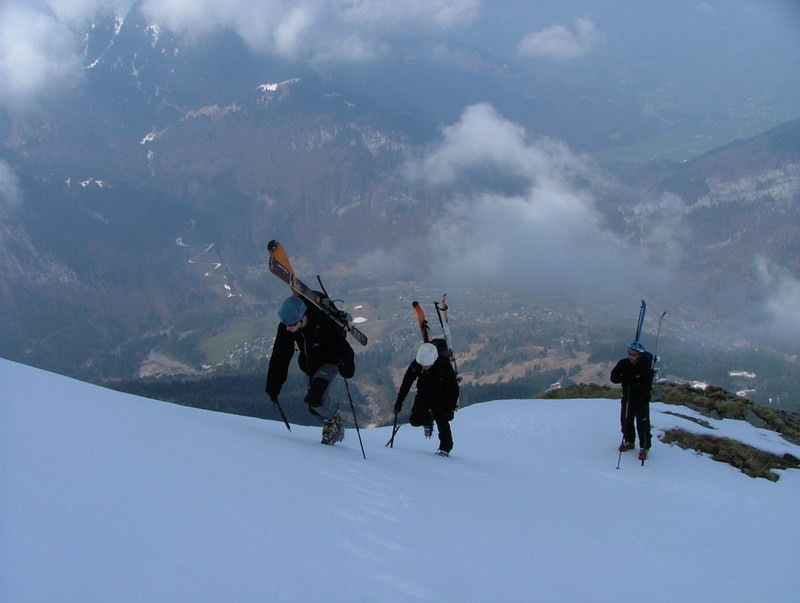 Grenier de Commune - vers 2000 m au dessus du 1° couloir
