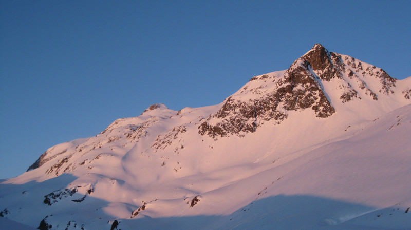 l'Aiguille Noire rosit