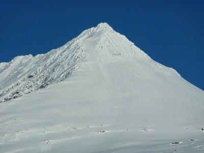 Istindan (Troms) - Sommet S : Face SW Istindan (Troms) - Sommet S : Face SW