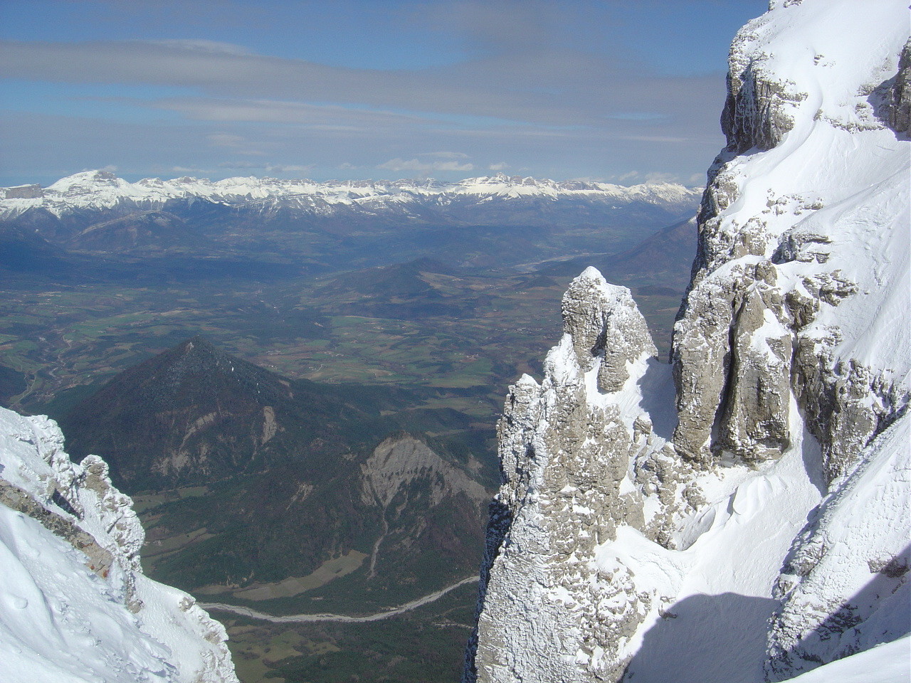 Vue sur le Triève et le Vercors enneigé.