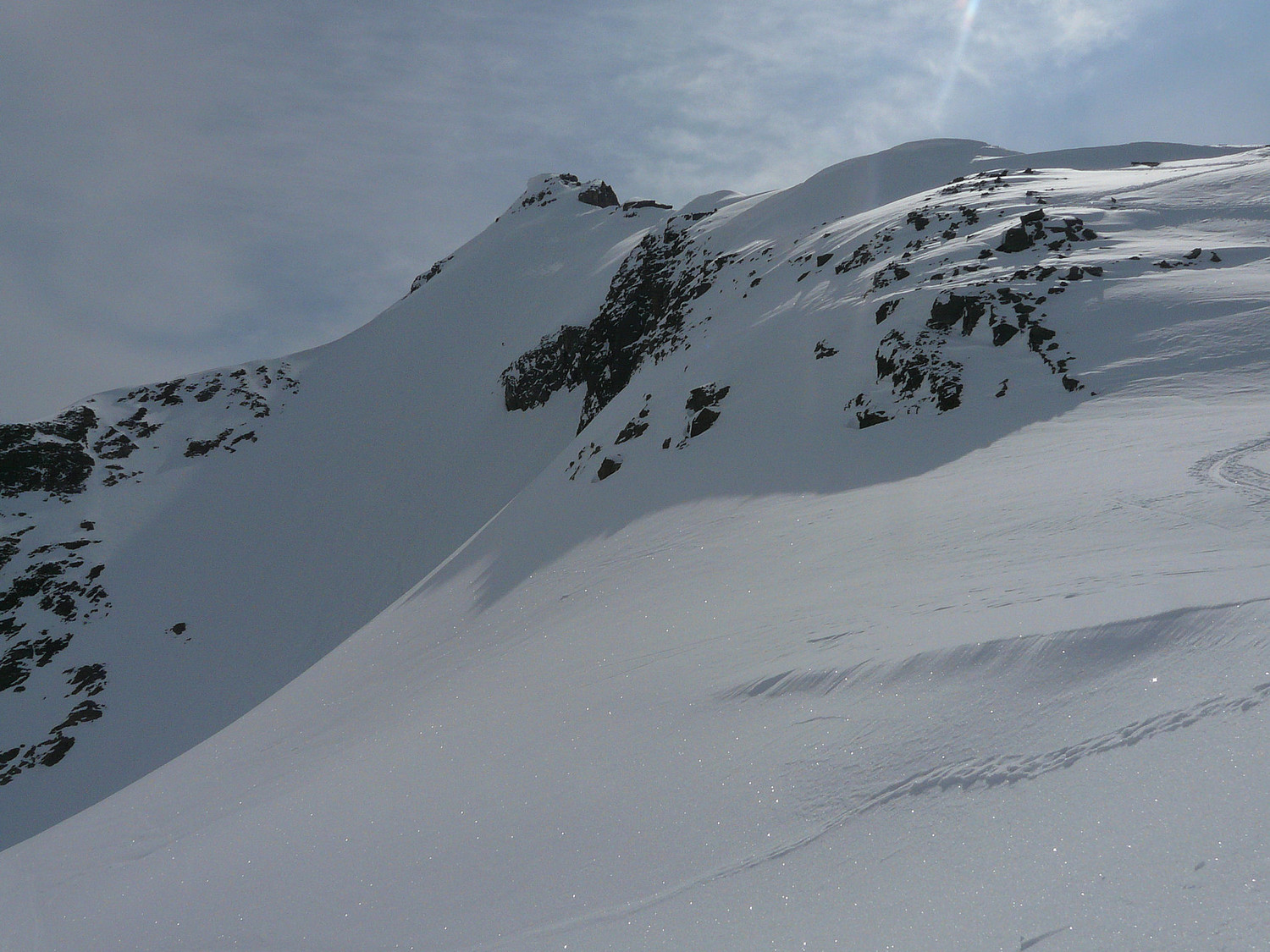 Le Belvédère (antécime W) et le départ du glacier du Mort