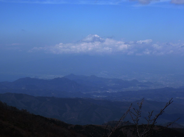 le fuji dans le nuage