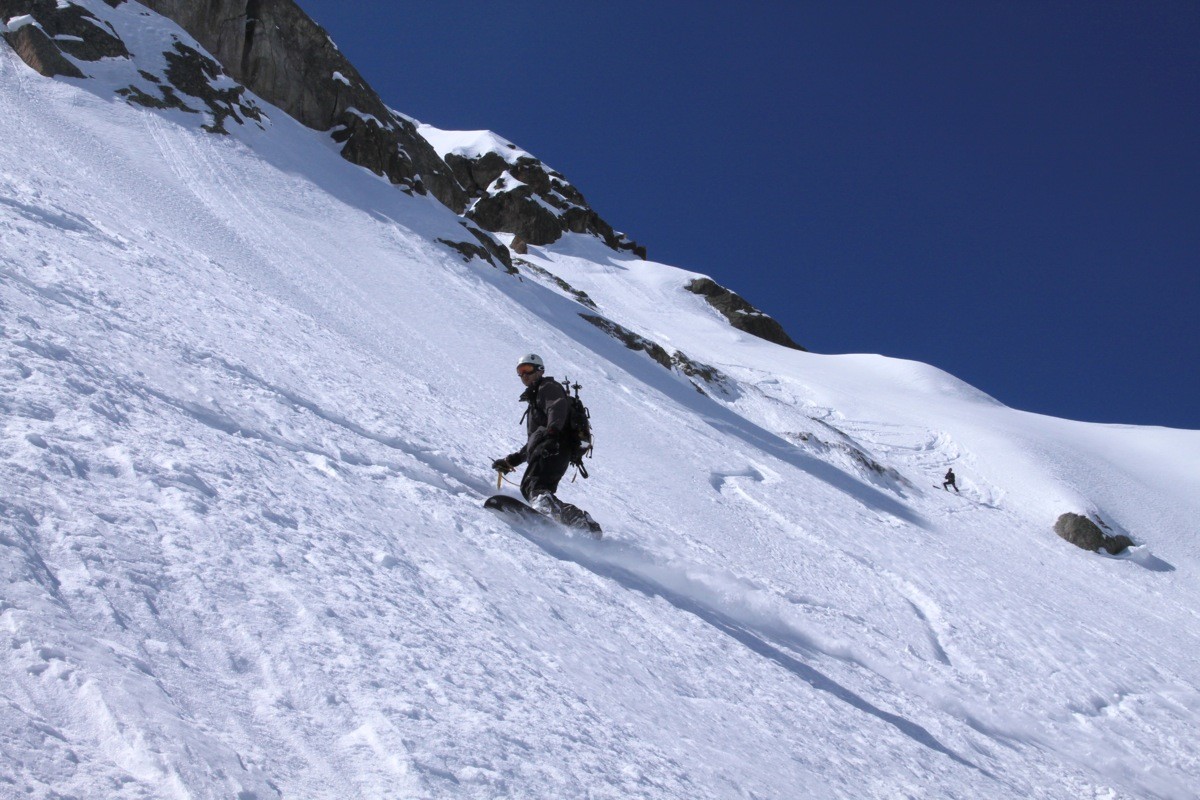Dans les grandes pentes suspendues