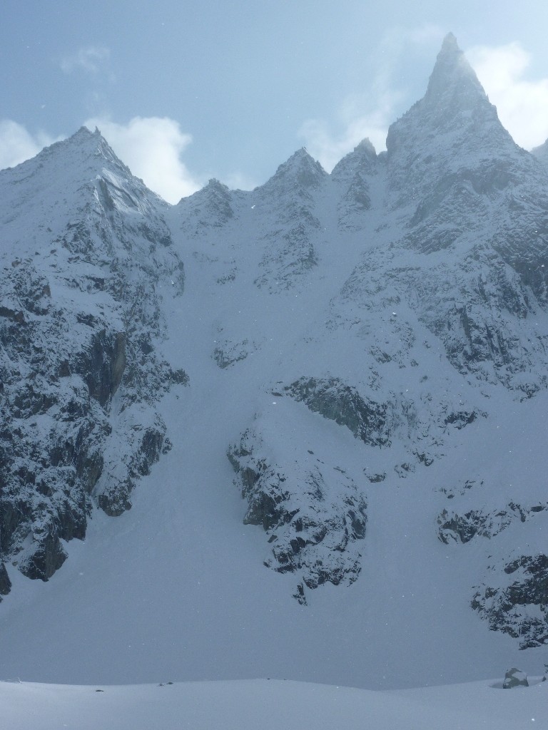 Le couloir W de la Dent de Tsalion
