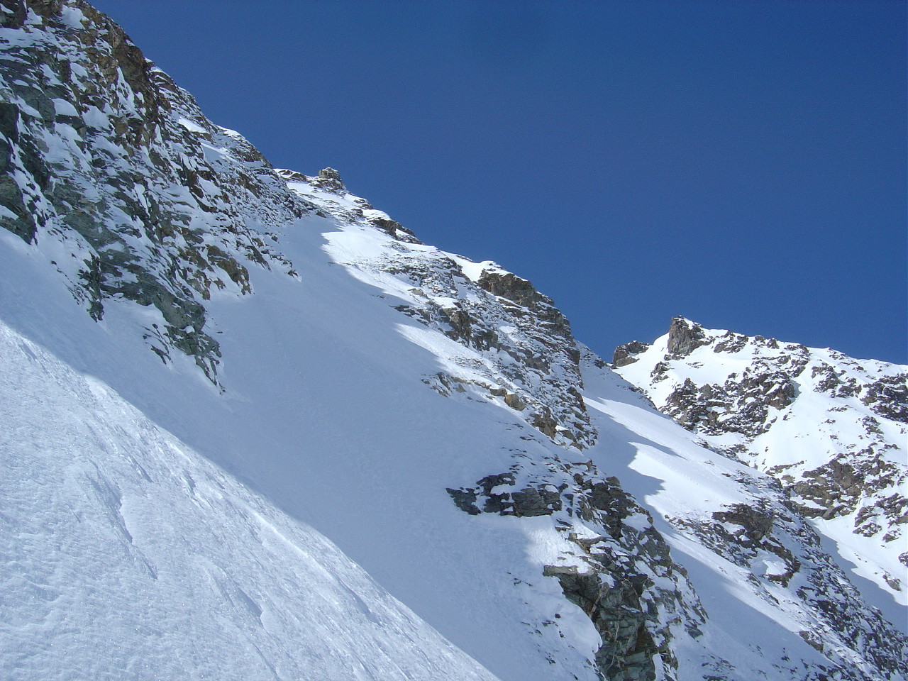 Ascension du rideau.