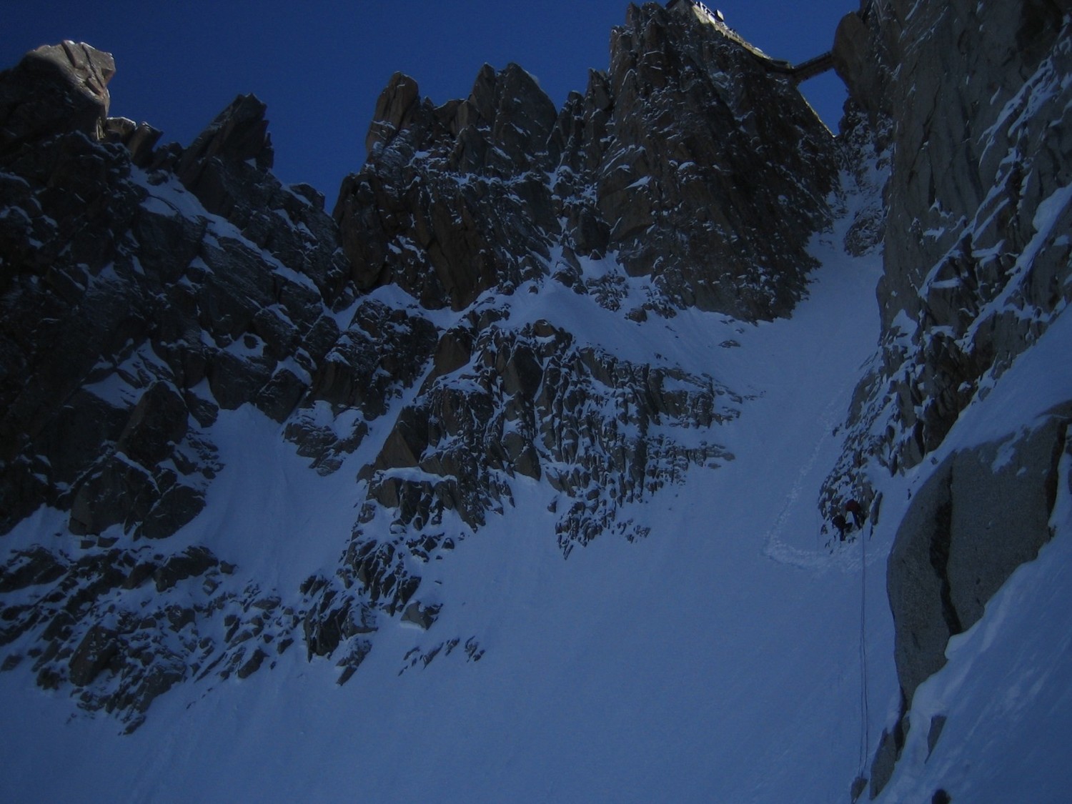 descente dans le couloir