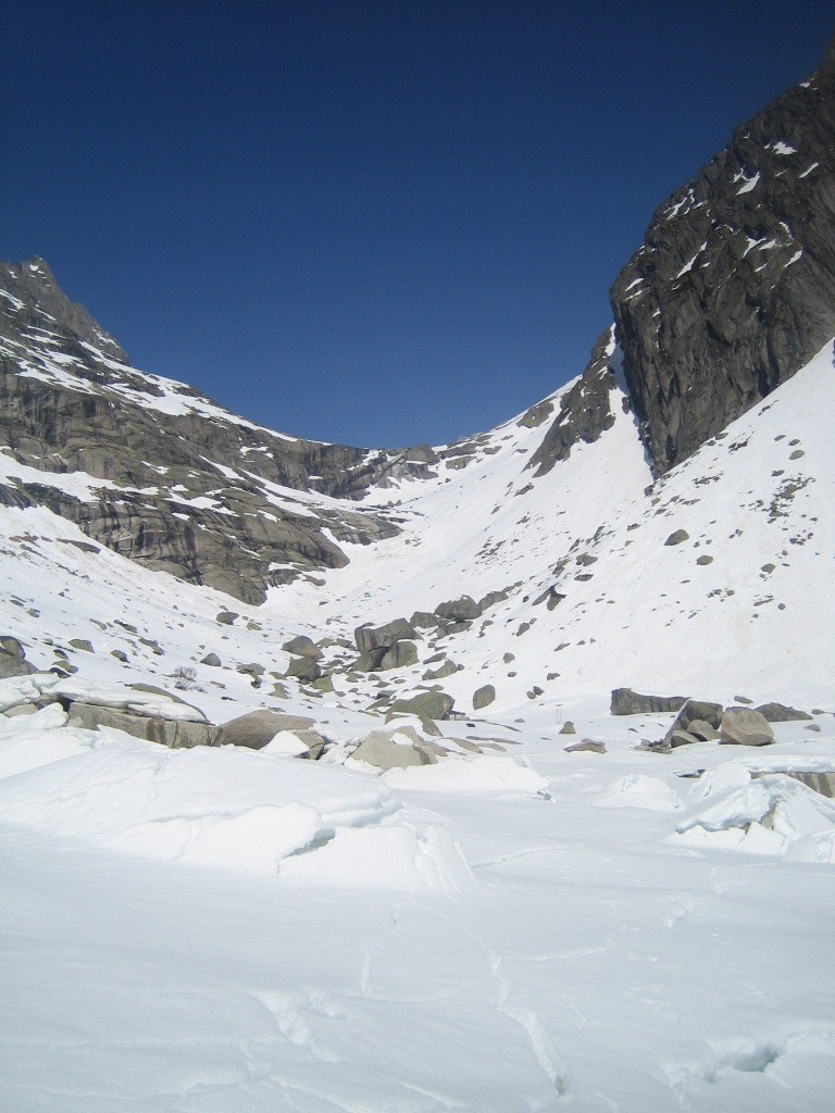 Valon sous le refuge Gelmer