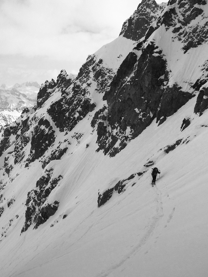 Dans la face NW à 3350m