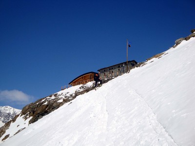 Refuge Mantova Refuge Mantova