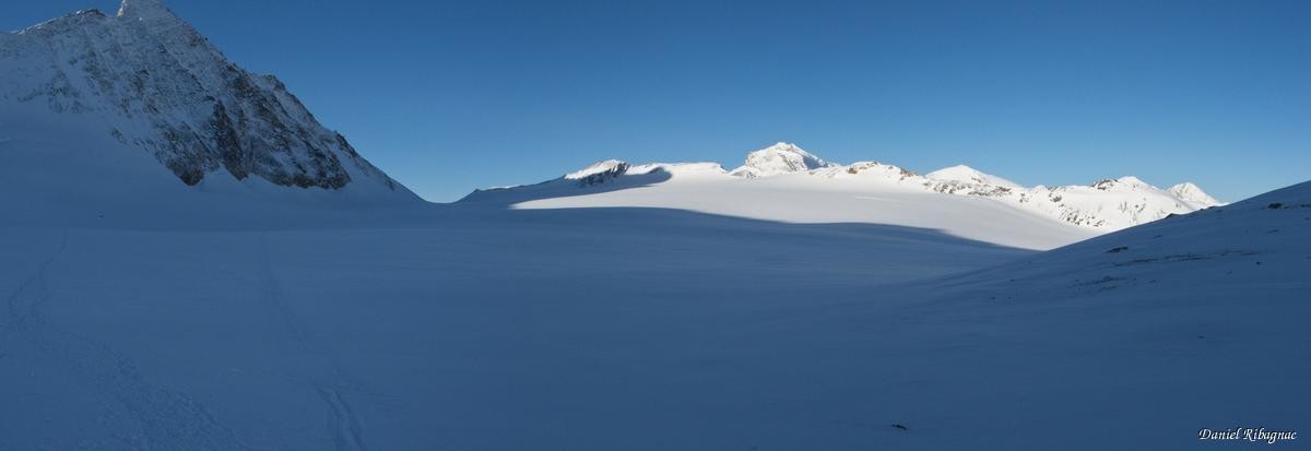 Depuis le col de Cheilon vue sur le glacier de Giétro