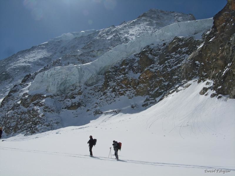 Passage sur le glacier de Cheilon et les séracs du Mont-blanc de Cheilon
