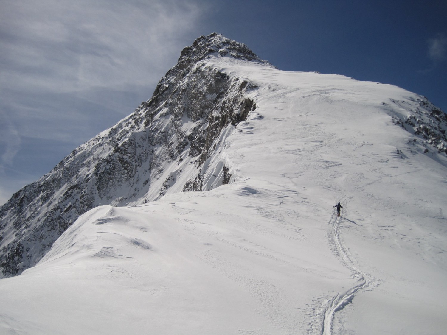 Sous le pic de neige Cordier