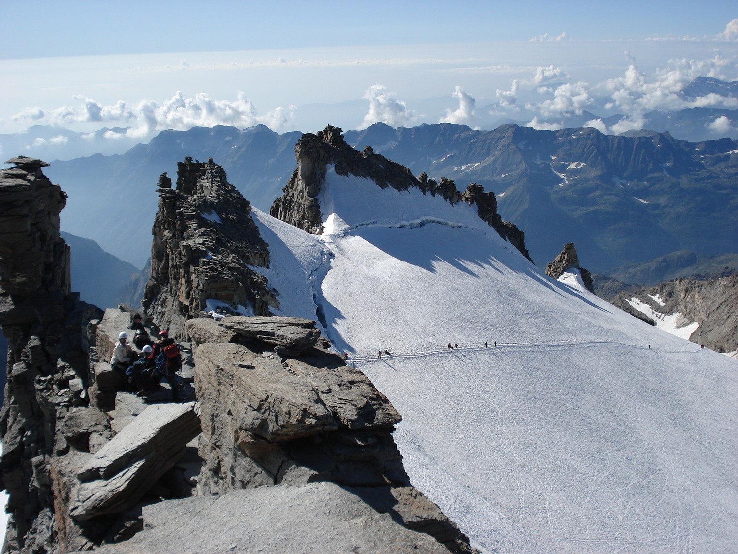 vue du sommet sur la montée