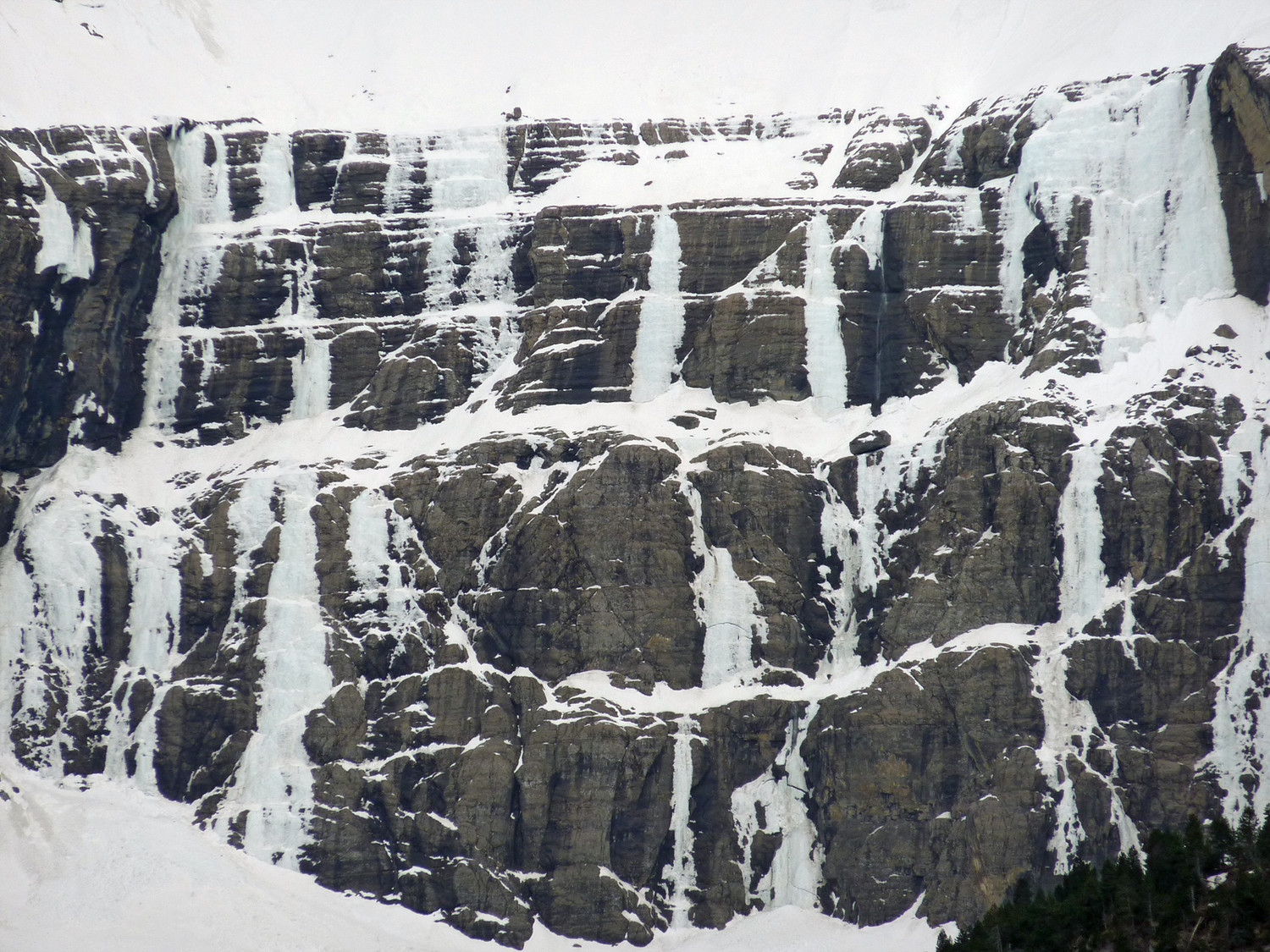 Cirque de Gavarnie - 1er étage en pleine débâcle