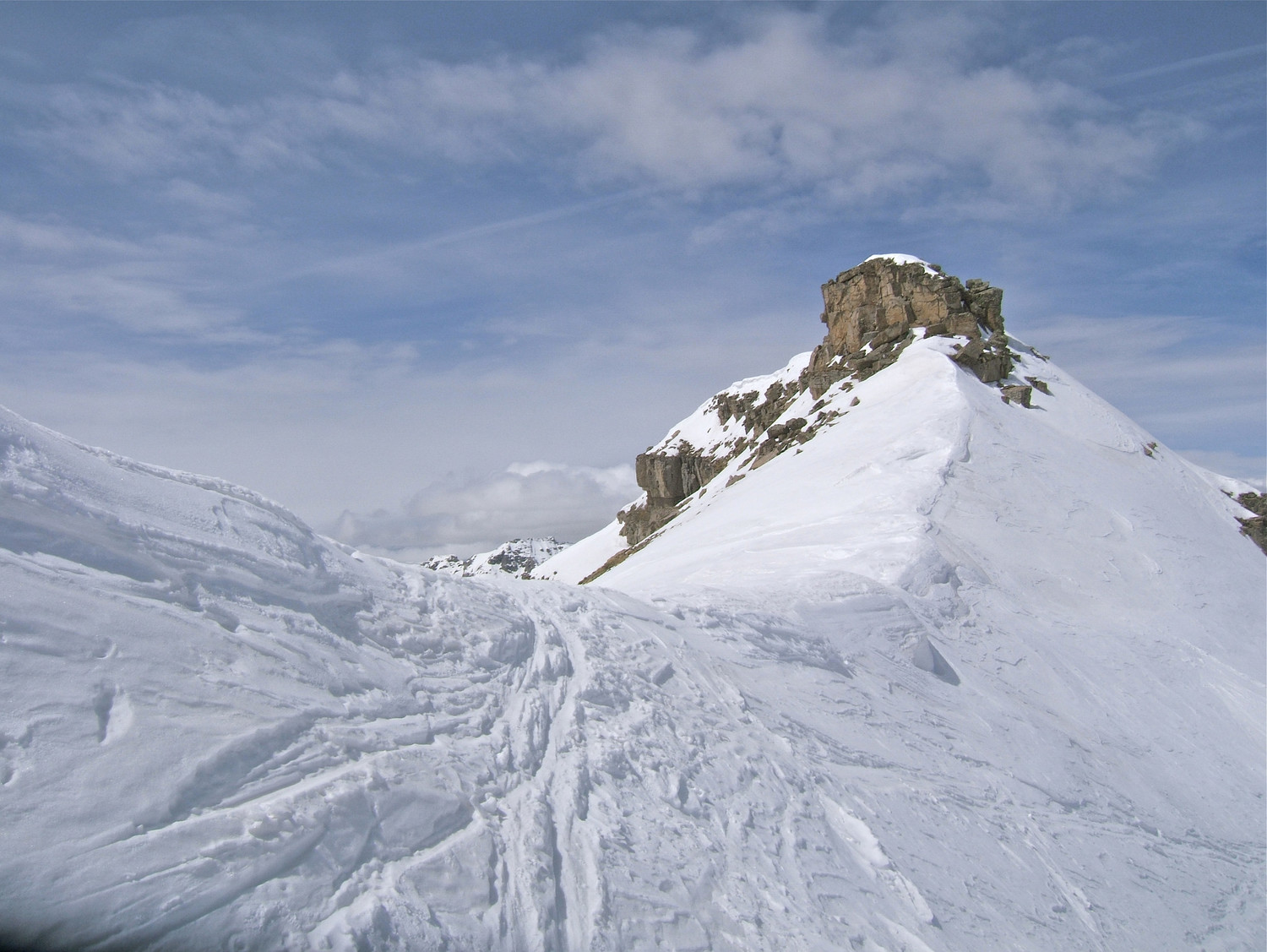 Tête du Colombier et son Collet.
