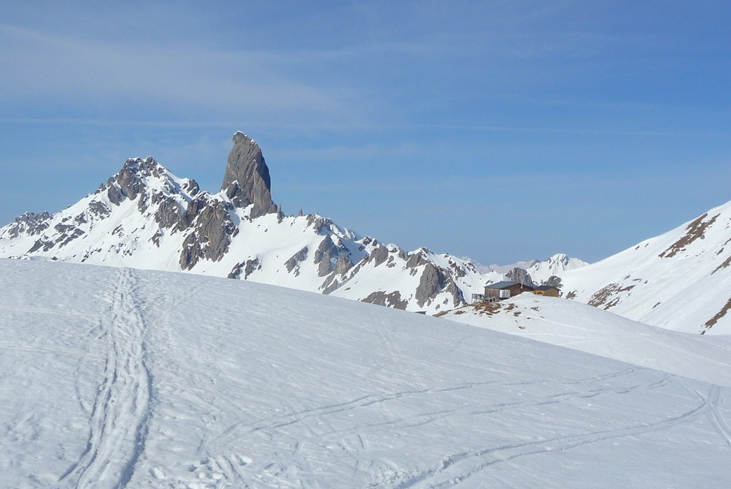 Pierra-menta et refuge de Presset
