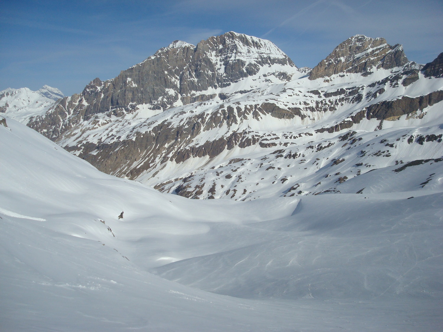 Le Vallon du Prariond, Mt Pourri en arrière plan - Pointe de Bazel et Galise au premier plan