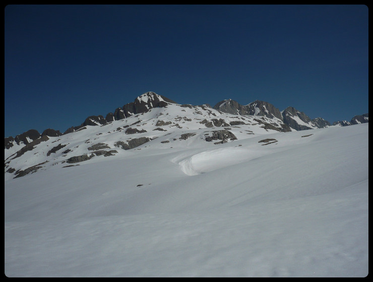 Pointe Droite