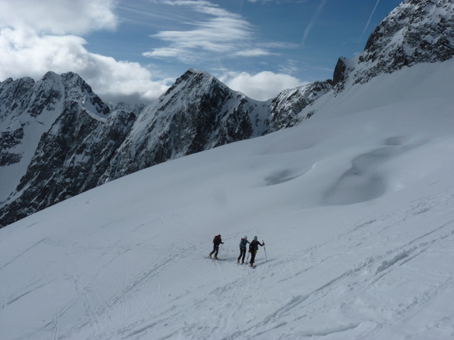 Le glacier des Rouies est bien bouché