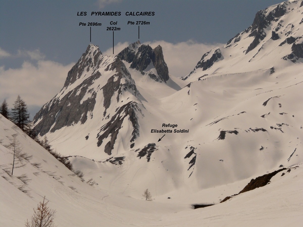 Refuge Soldini et Pyramides Calcaires