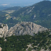détail de la face N de la Chaîne du Clapis