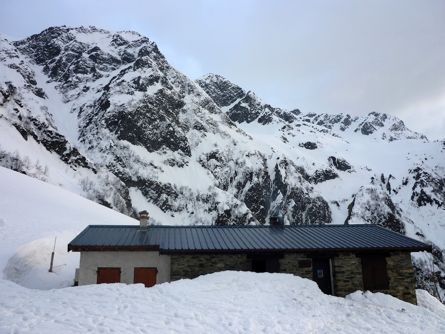 Col de la porte d'Eglise : le refuge de l'Oule