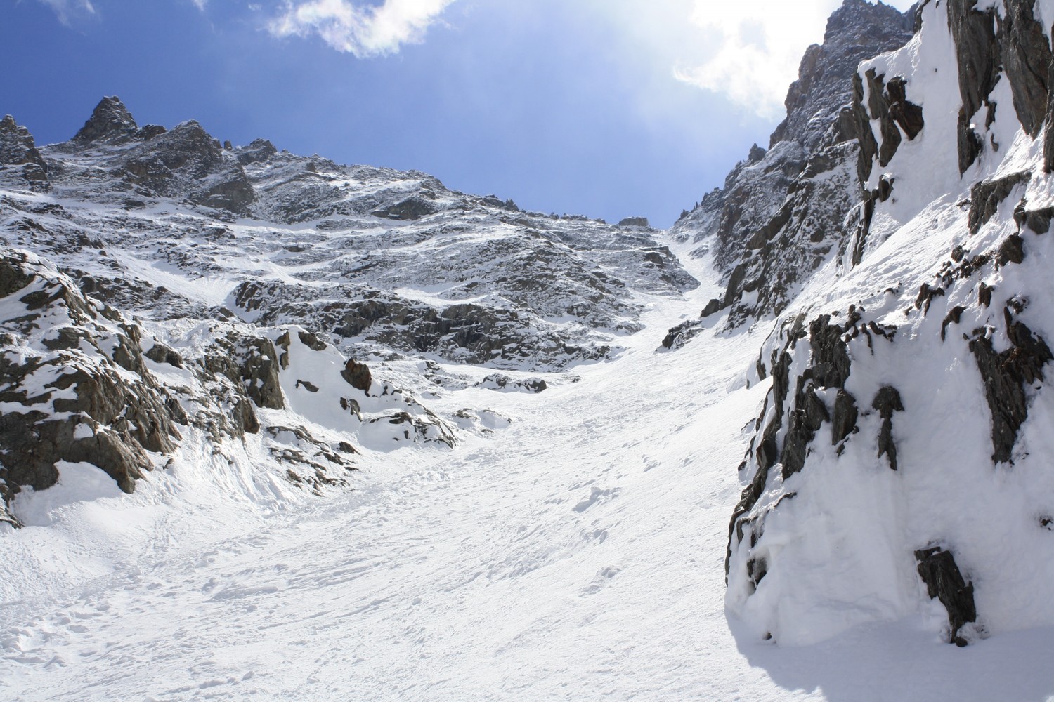Retour au pied du couloir N
