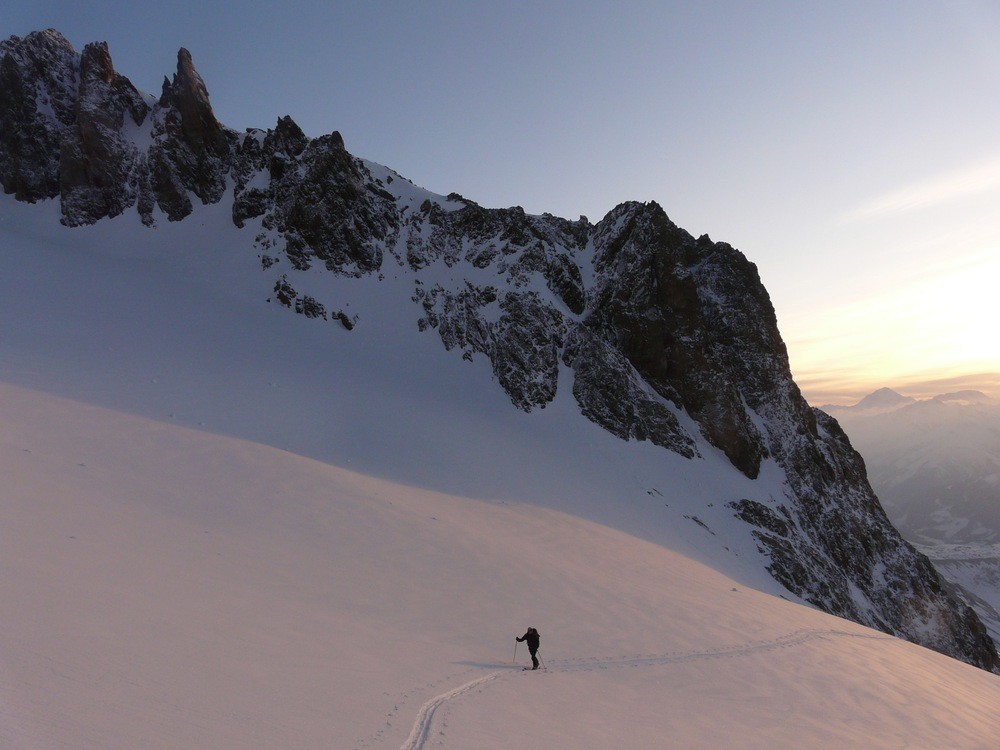 Epaule N de l'Aiguille des Glaciers depuis le Val Vény