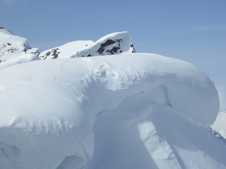 ANCORA TANTA NEVE SOFFIATA