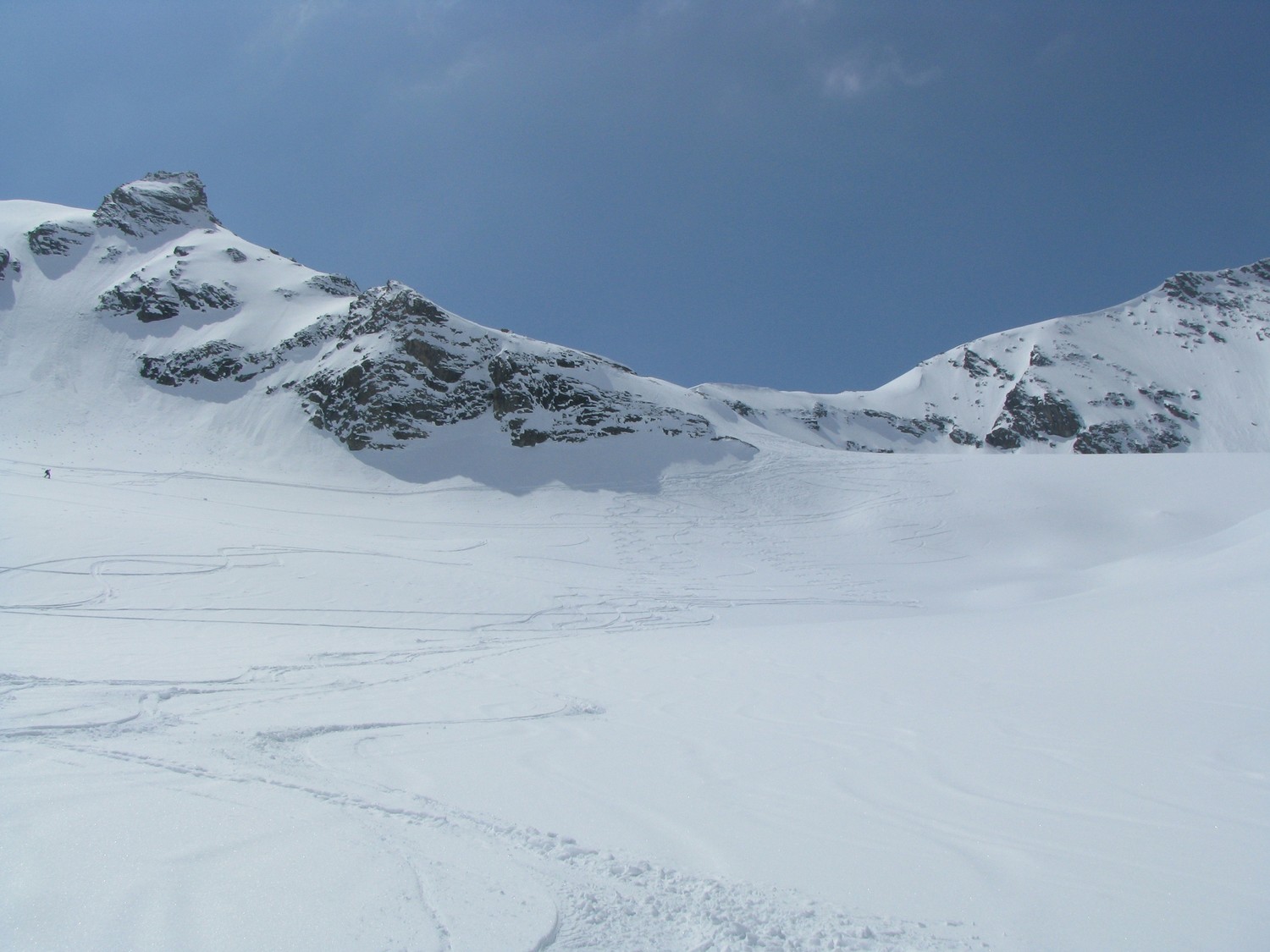 Descente, sous le col des Barmes de l'Ours