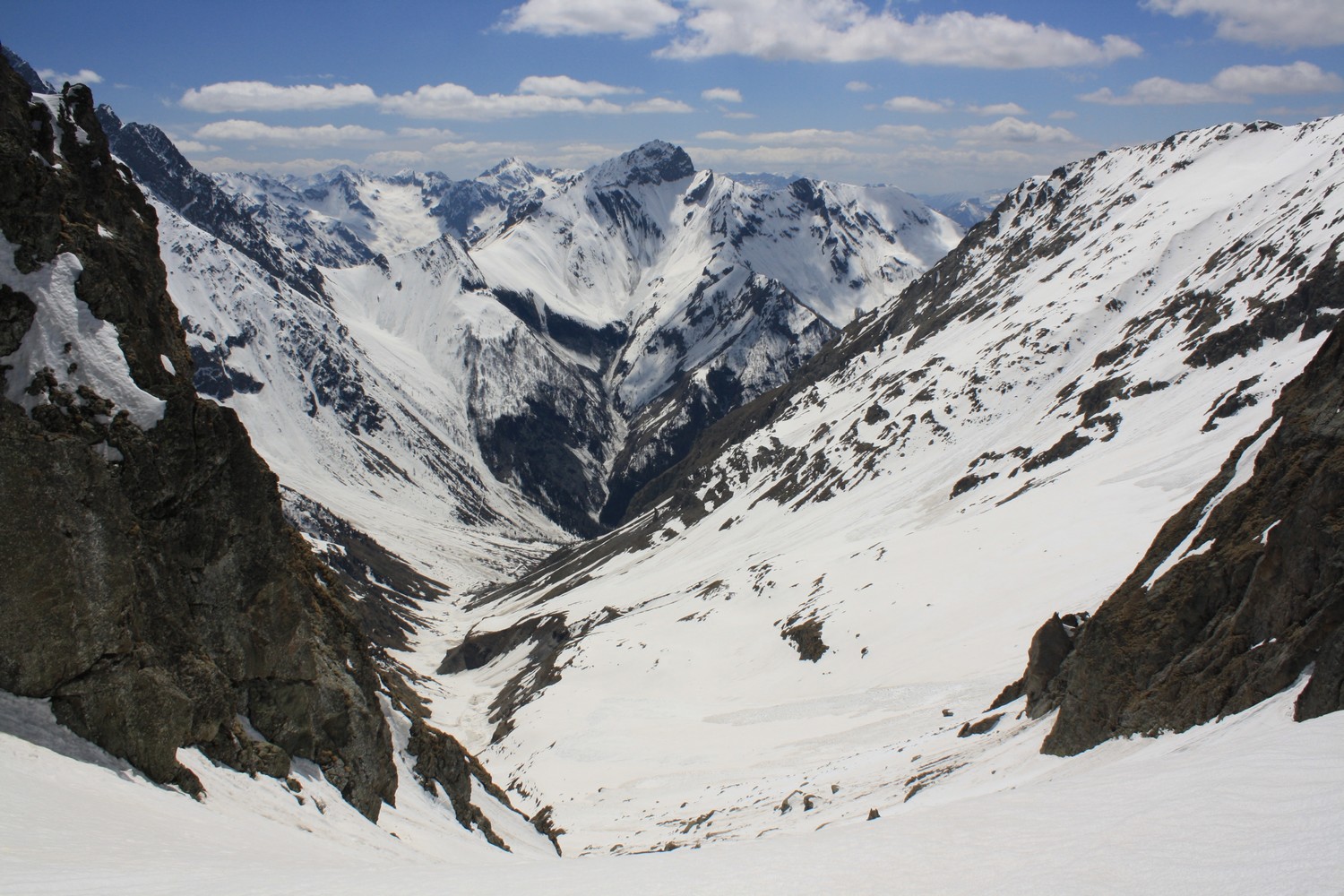 Du Col de la Muzelle, vers le S