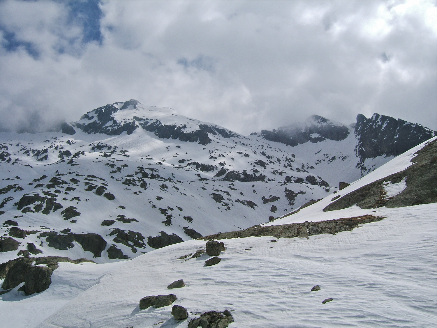 La Cime de Cabret et le Mt Colomb.