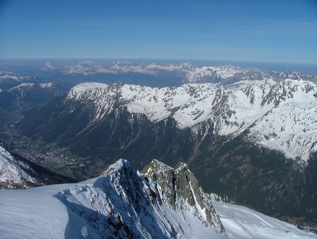 Depuis les Grands Montets, conditions d'ennneigement sur les Aiguilles Rouges