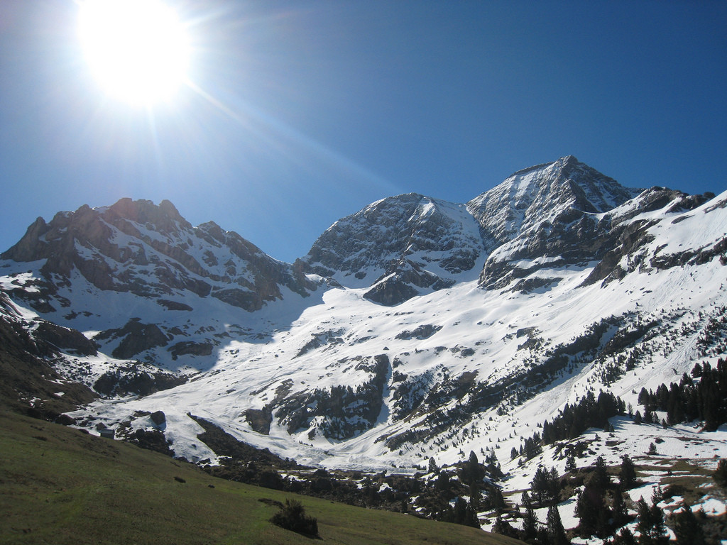 Plateau de Pailla devant les Astazous