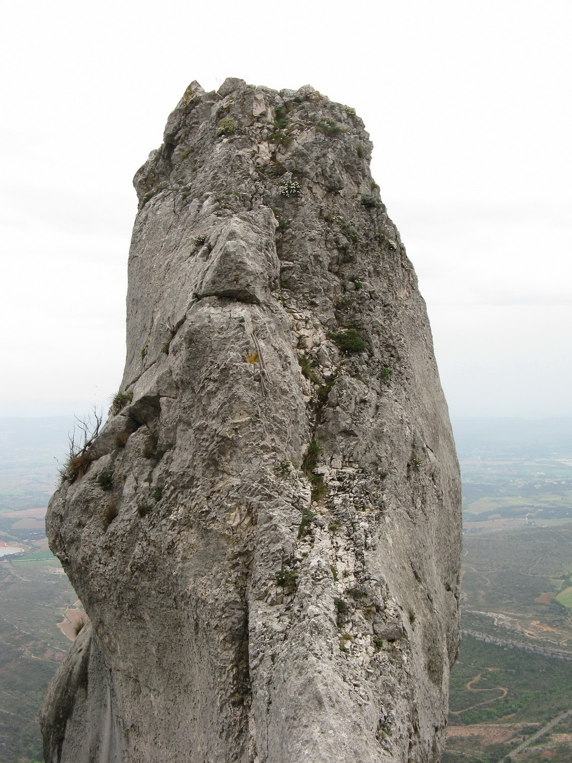 On vient de là-haut...