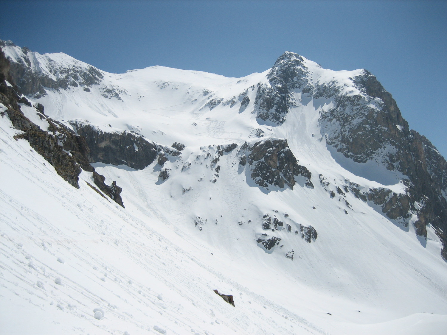 Pointe des Cerces : vue d'ensemble du versant NW