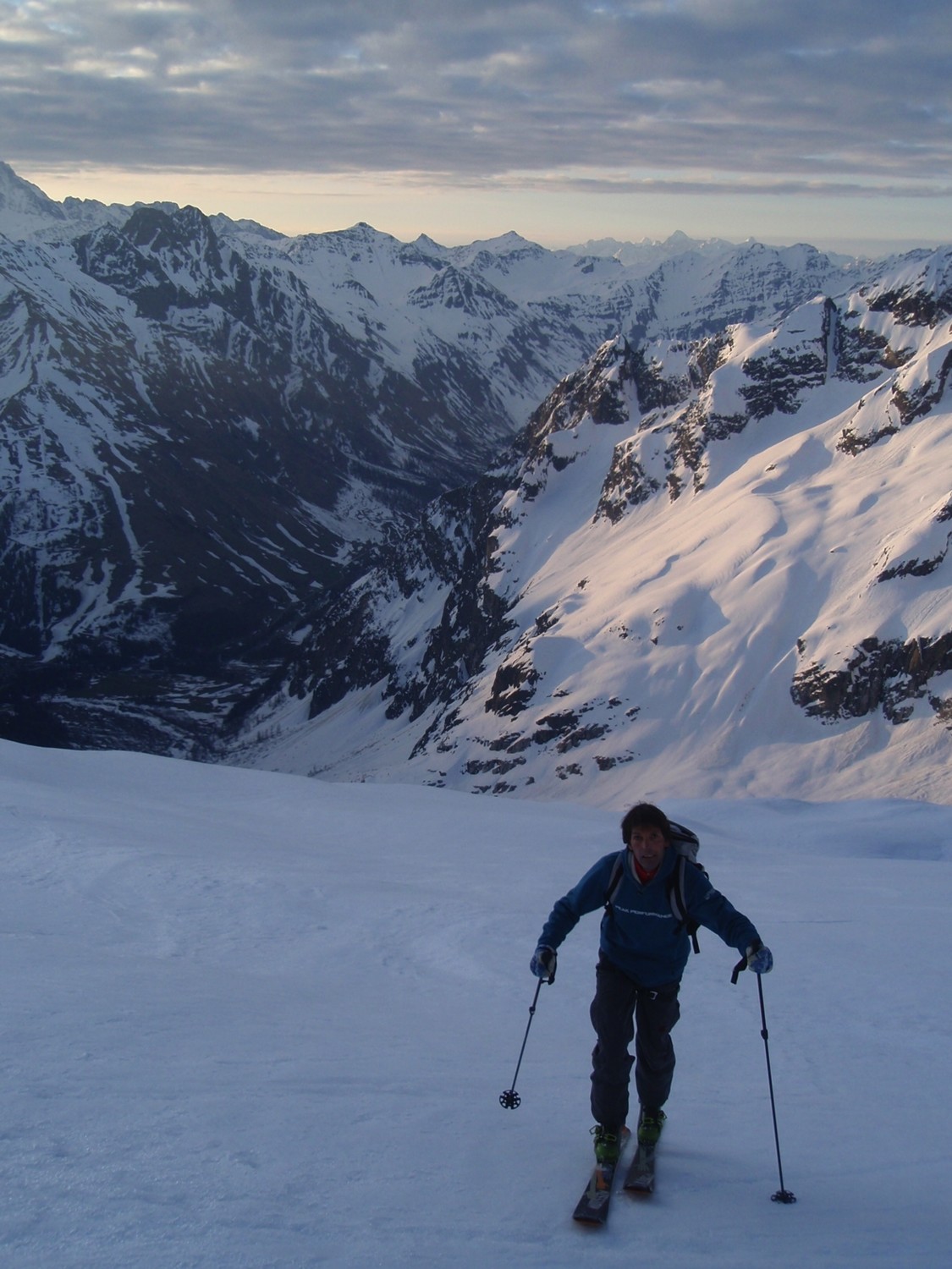 Patrick sur le haut du glacier de l'A Neuve