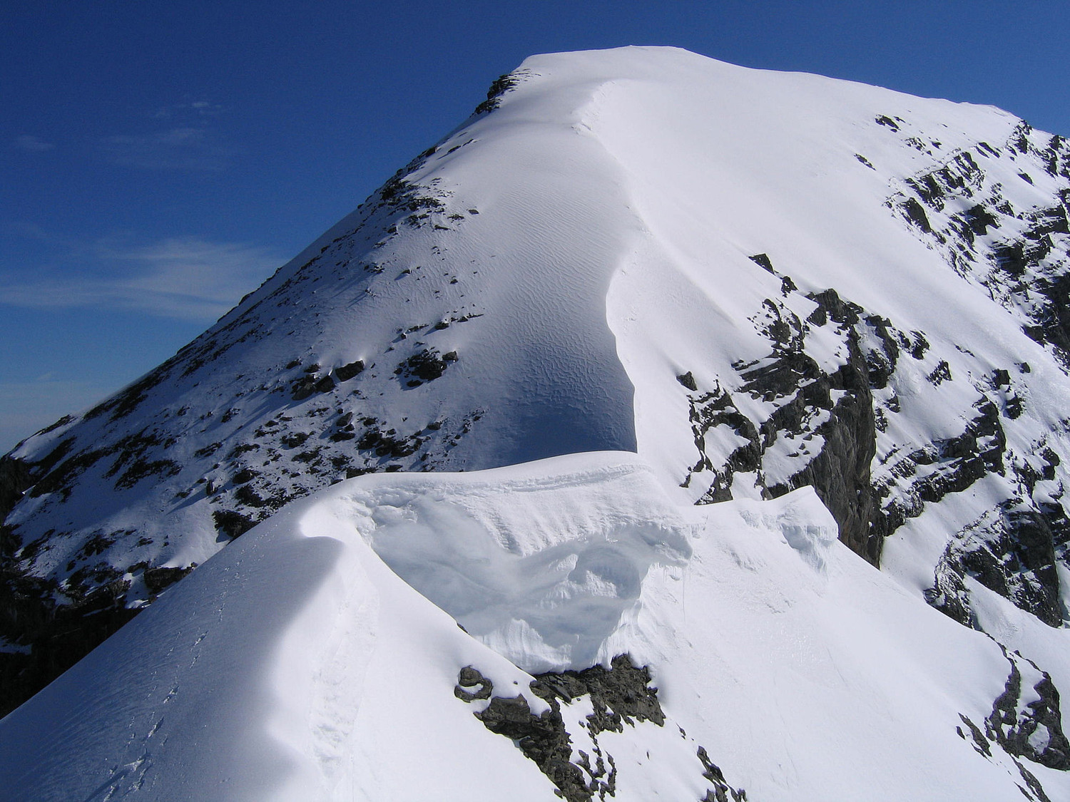 Le sommet du Ruan l'arête finale depuis la brèche