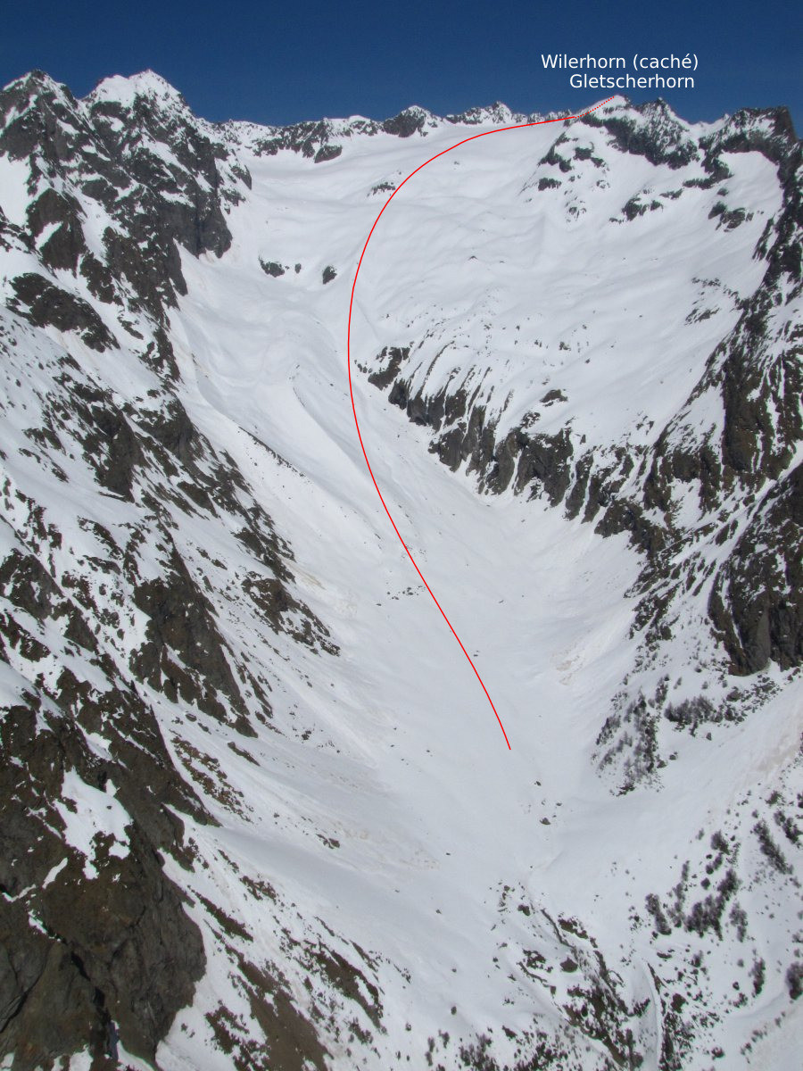Vue sur le Jolital et l'itinéraire S du Wilerhorn