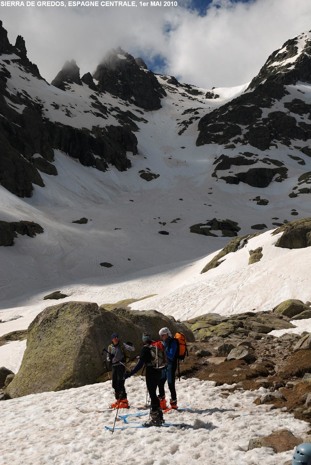On skie encore...(Circo de Gredos, Espagne centrale)
