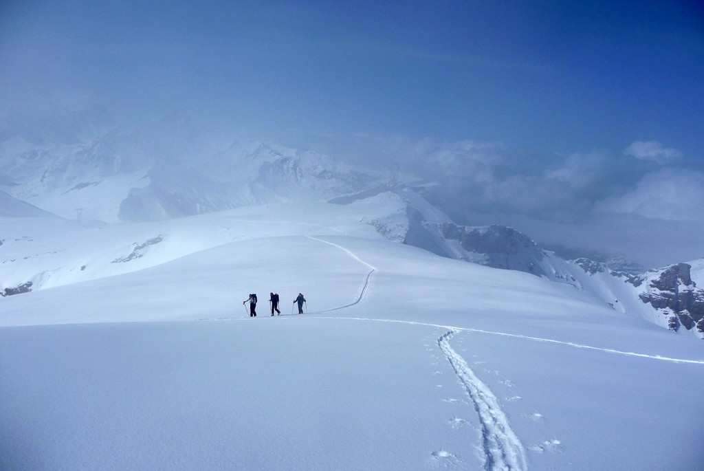 Montée sur l'arête de la tête nord