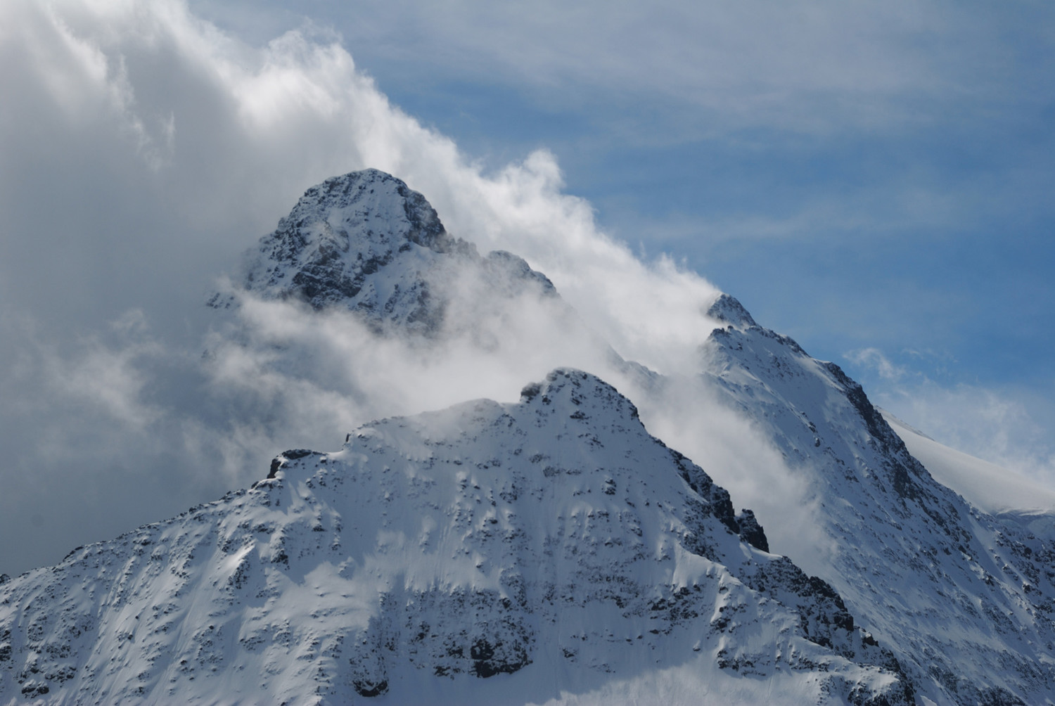 Massif du Sustenhorn, le temps se dégrade vers midi.