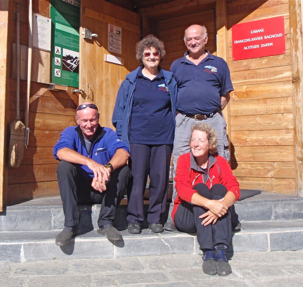 Maxime le gardien et sa Jeanne, Marcel le guide et sa Jane aussi: adieu Panossière