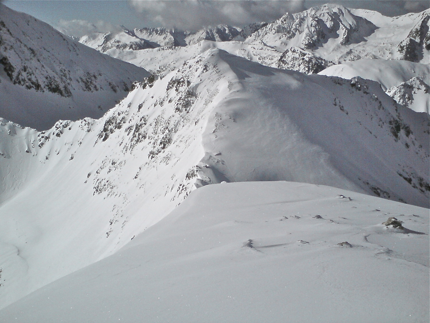Cime de l'Oragials et son Col.